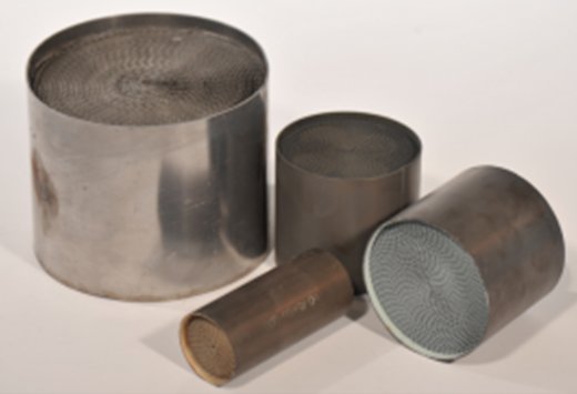 가솔린 엔진용 삼원 촉매